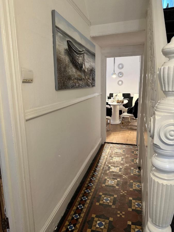 Вілла Victorian/Modern House Ньюпорт Екстер'єр фото